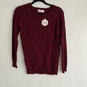 SO Authentic American Heritage Woman Wine Red Round Neck Sweater, Size S…